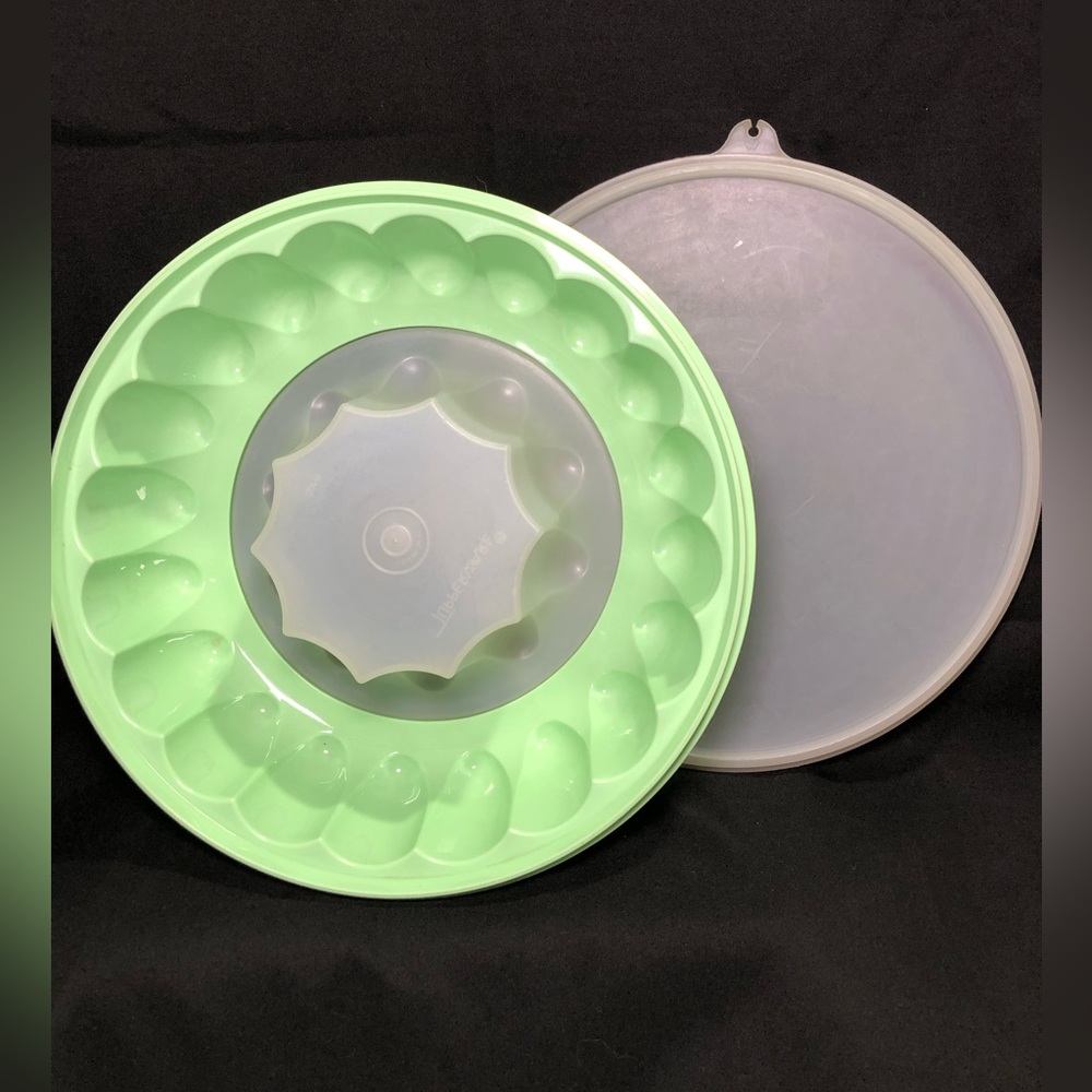 Vintage 3 Piece Tupperware Jel-N-Serve Jello Mold/Ice Ring, Mint Green